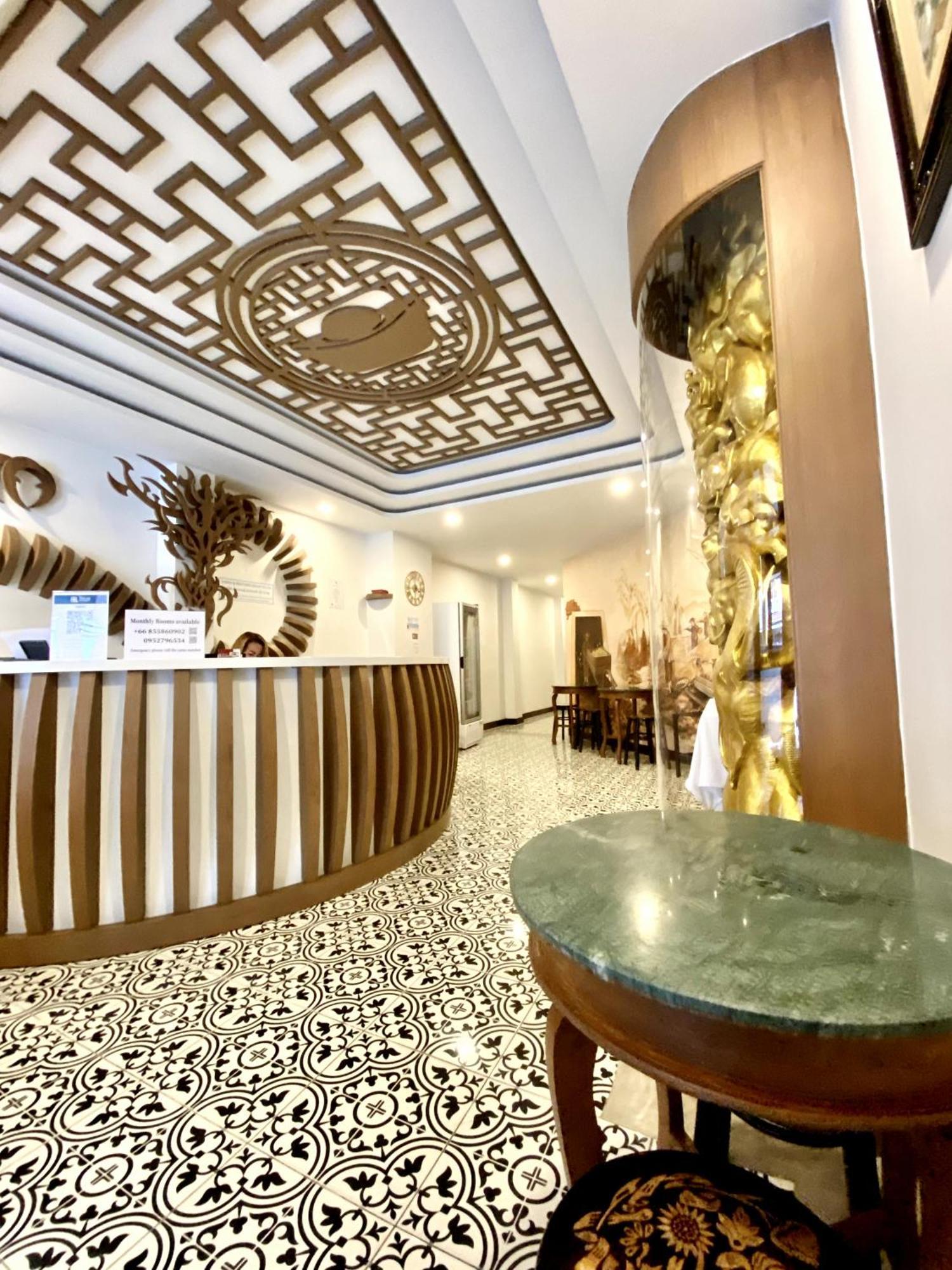 Sunray Beach Hotel Patong Luaran gambar